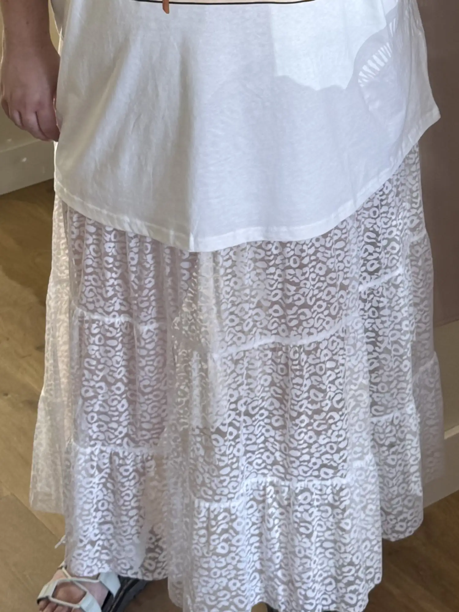 Jupe transparente léopard blanche
