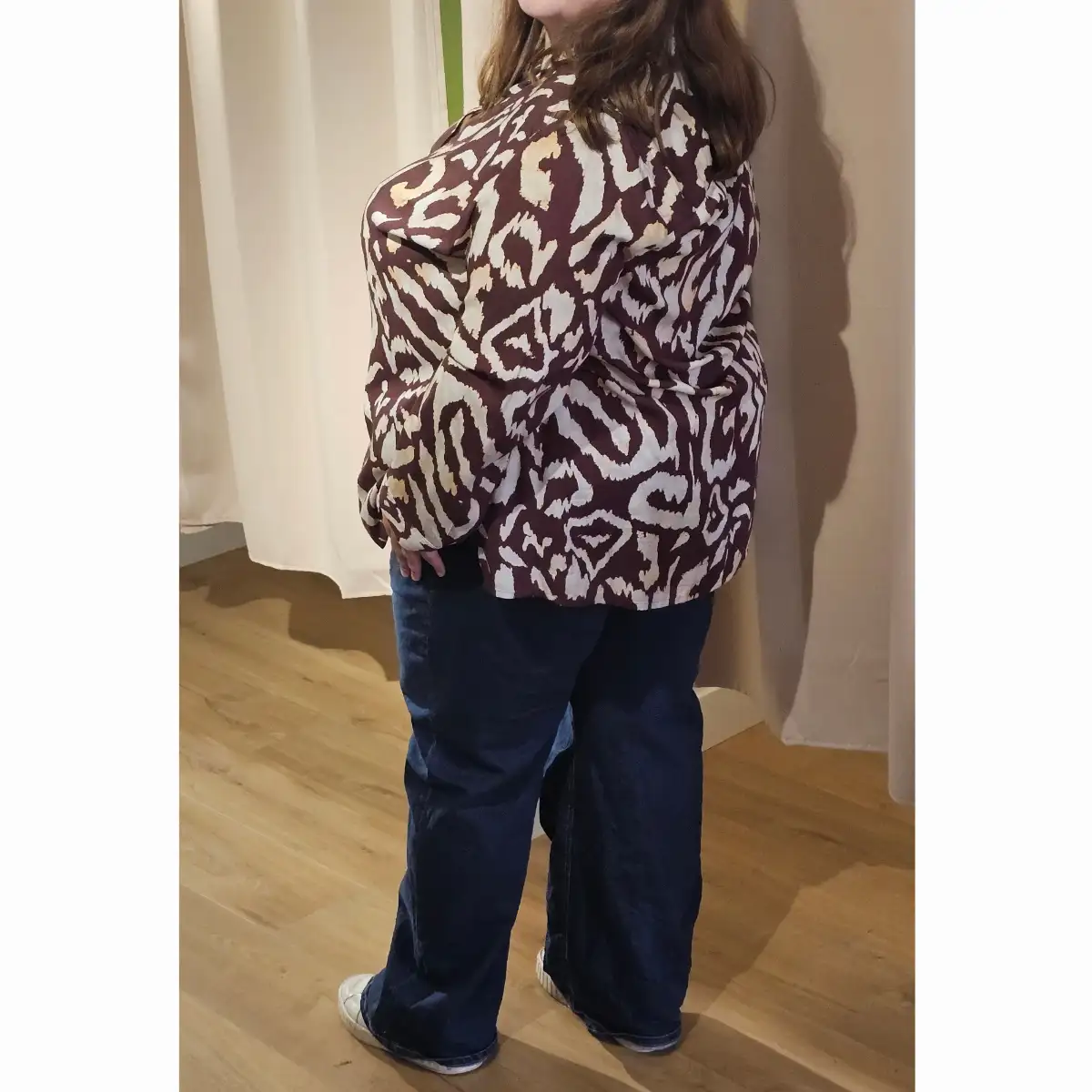 Chemise motifs abstraits